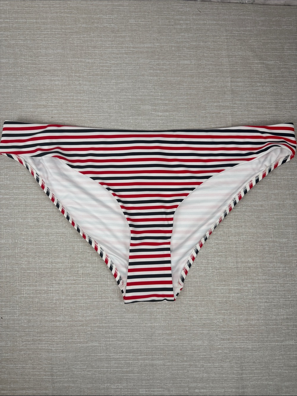 City Chic CCX Women's Plus Size Bottoms- Daisy Print Bikini Size 18 NWT